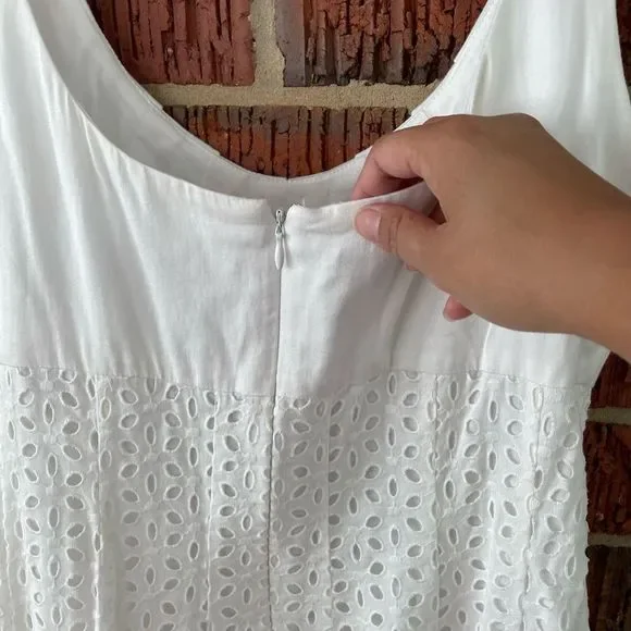 White eyelet midi dress - Picture 5 of 8